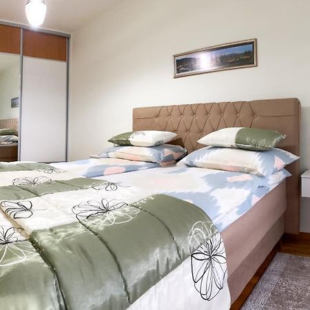 Chic Sarajevo Tower - Prime Spot Apartment Luaran gambar