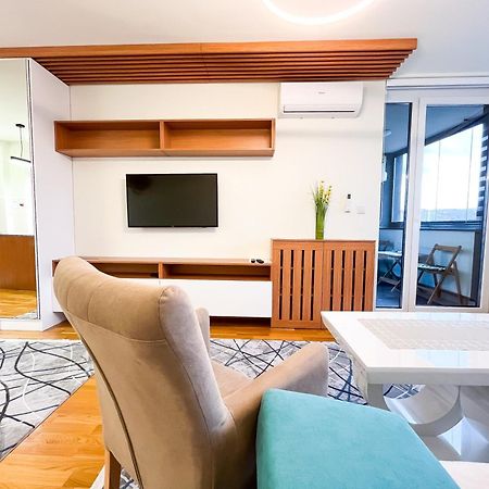 Chic Sarajevo Tower - Prime Spot Apartment Luaran gambar