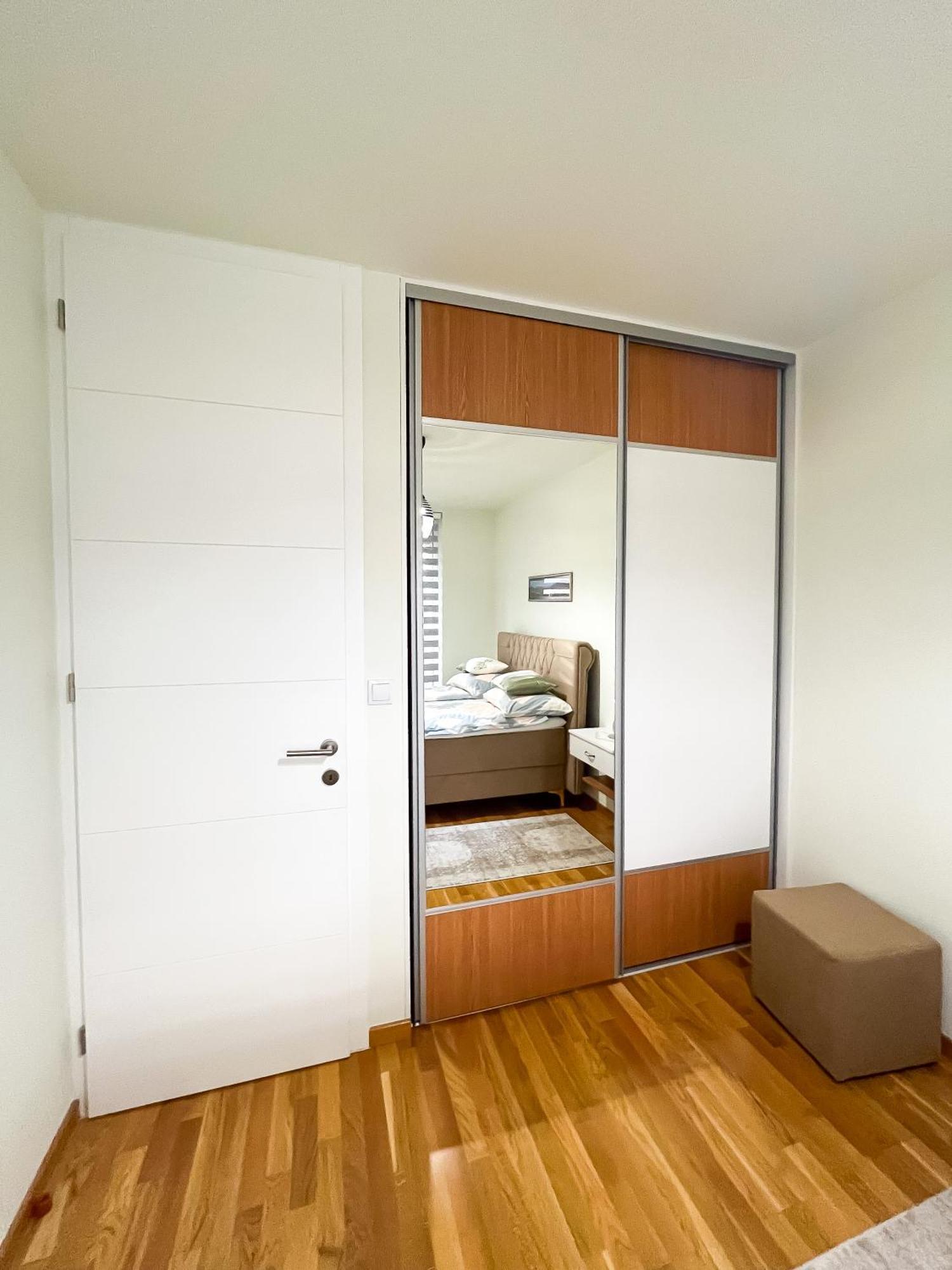 Chic Sarajevo Tower - Prime Spot Apartment Luaran gambar